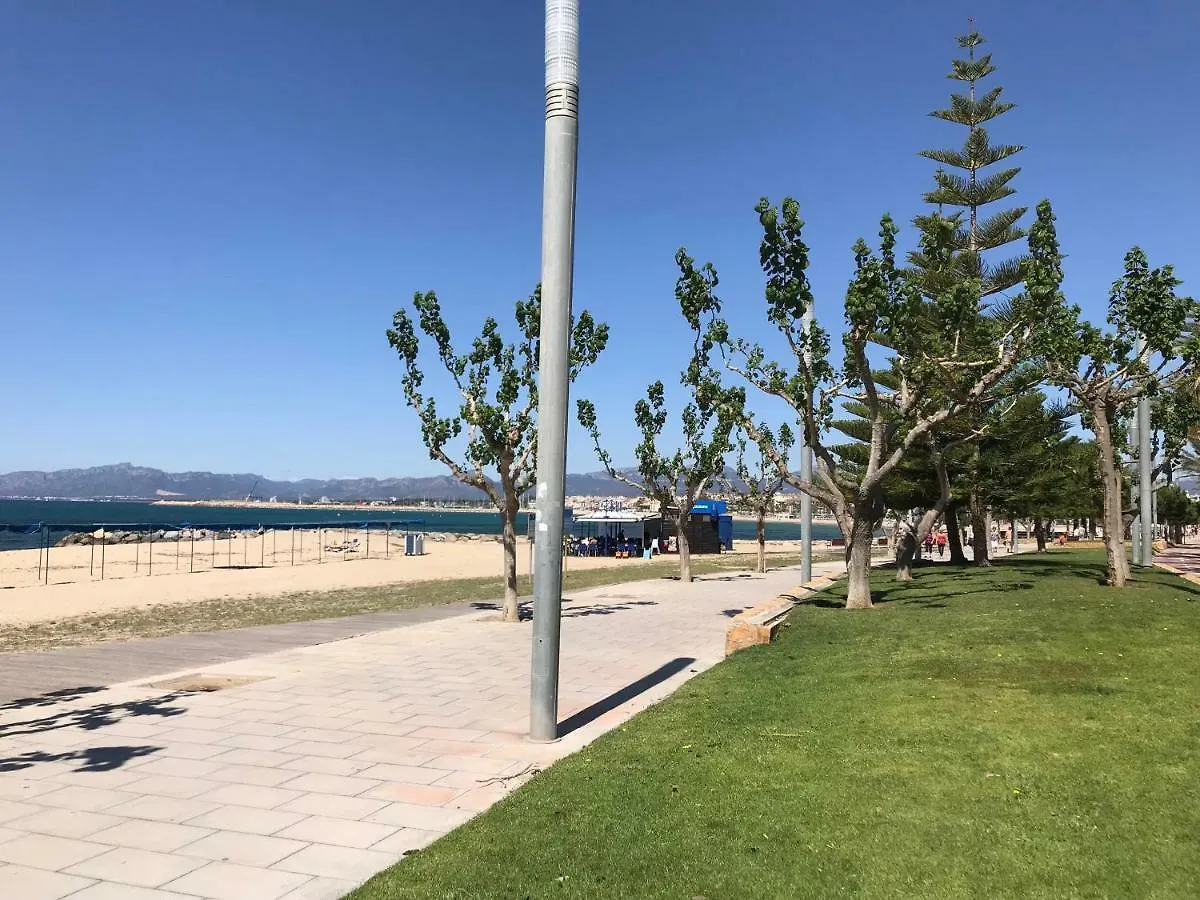 Apartamentos Llobregat 캠브릴스 스페인